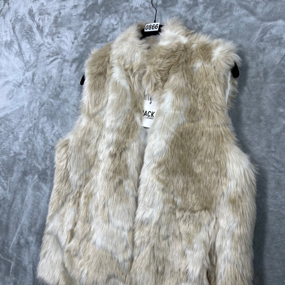 New Jack by‎ BB Dakota Faux Fur What Vest Small Festival Boho Retro Rock NWT